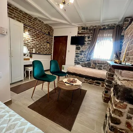 Πανσιόν Patriko Mountain Παλαιός Άγιος Αθανάσιος